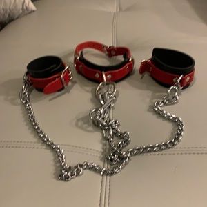 Genuine leather Choker and cuff set